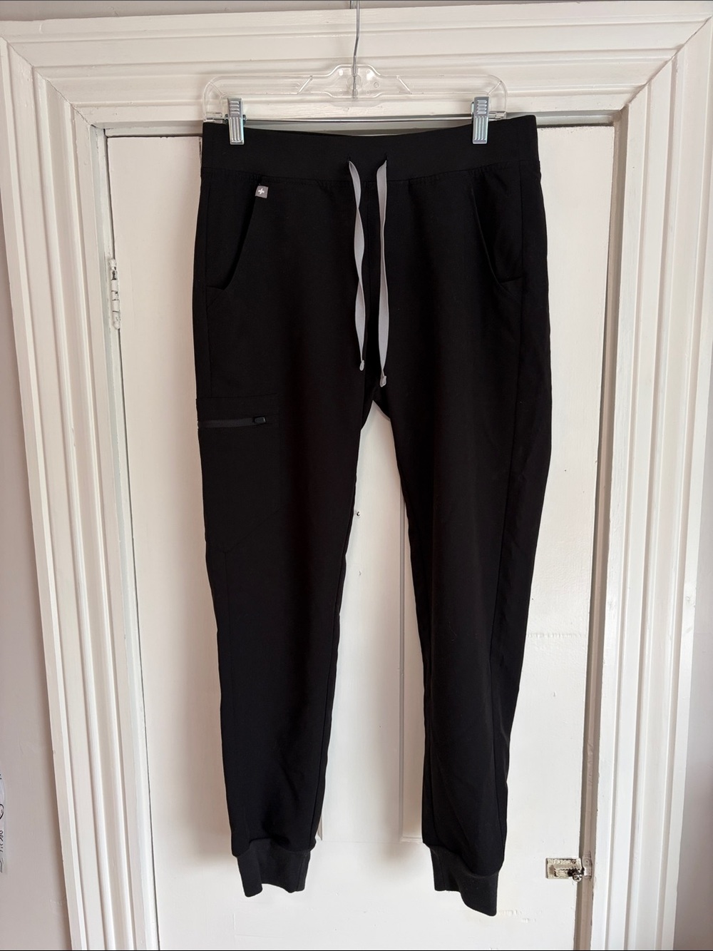 Figs Women’s Zamora Jogger Scrub Pants Size Small Black
